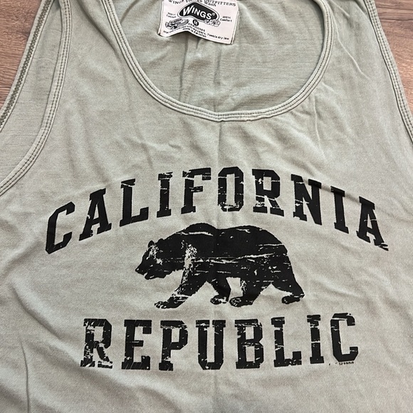 California Republic Size Medium Mens Tank Top - Picture 3 of 9
